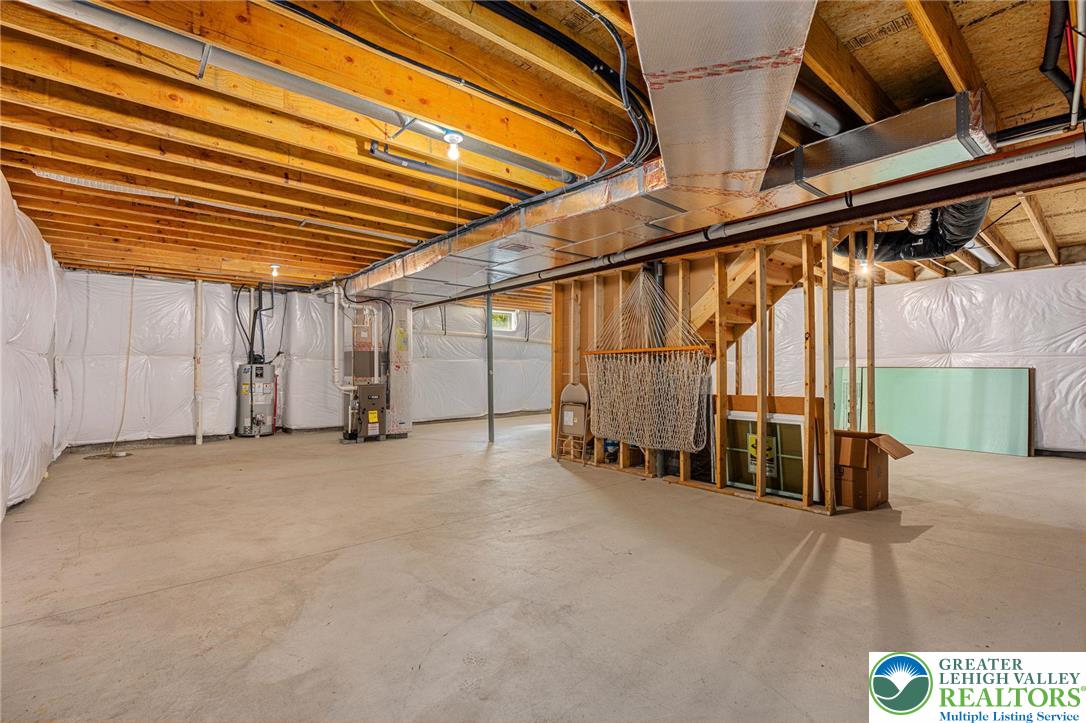 Weisenberg Twp, Pennsylvania 18031, United States, 4 Bedrooms Bedrooms, ,3 BathroomsBathrooms,Residential,Pending,187648