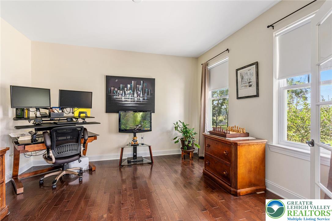 Weisenberg Twp, Pennsylvania 18031, United States, 4 Bedrooms Bedrooms, ,3 BathroomsBathrooms,Residential,Pending,187648