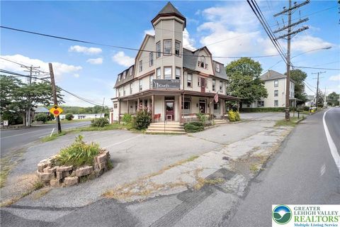 Photo of 5881 Sullivan Trail, Plainfield Twp, PA 18064 (MLS # 764421) Photo of 5881 Sullivan Trail, Plainfield Twp, PA 18064 (MLS # 764421)