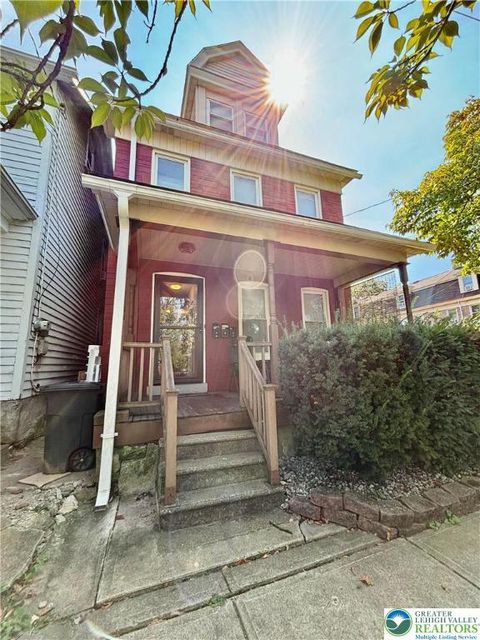 Photo of 77 Laurel Street, Bethlehem, PA 18018 (MLS # 768086)