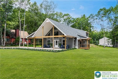 Photo of 21 Wilde Glen Gln, Penn Forest Twp, PA 18210 (MLS # 760716) Photo of 21 Wilde Glen Gln, Penn Forest Twp, PA 18210 (MLS # 760716)