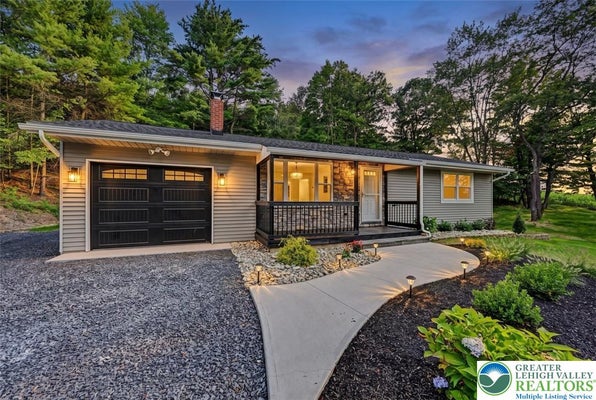 70 BLACK BEAR CIR, KUNKLETOWN, PA 18058 - Image 6e7586e2f8d2284f954b9f79bf2eca9f/508796050