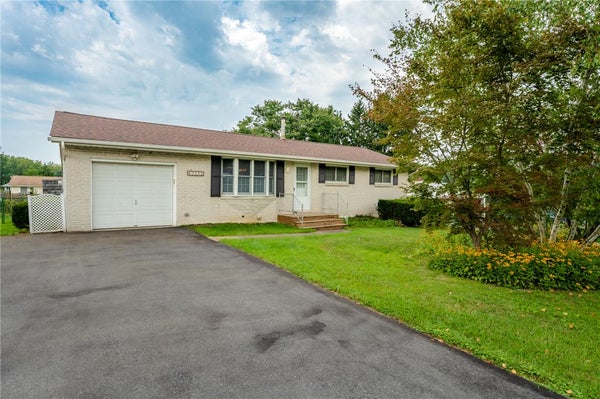 3950 BRUCE LN, BETHLEHEM, PA 18020 - Image 6ea9fa6efb0137cf8f455fc58be4bba0/309676419