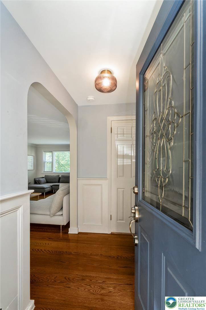 205 Bridle Path Road