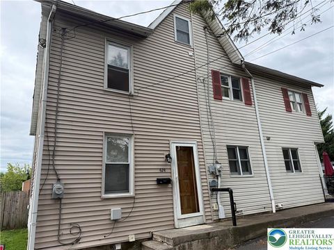Photo of 424 Milton Street, Bethlehem, PA 18018 (MLS # 777076)