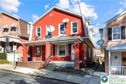 Photo of 815 Ridge Street, West Easton Boro, PA 18042 (MLS # 770470)