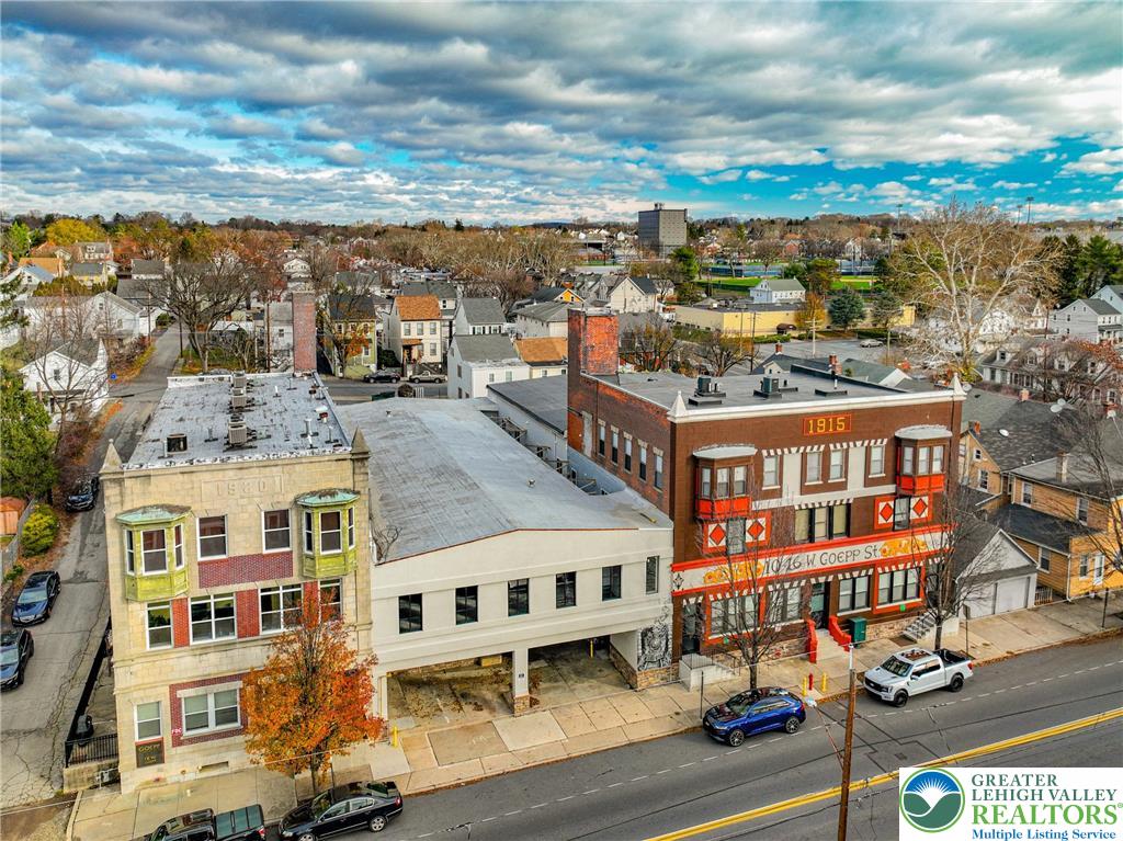 10 W Goepp Street Commercial