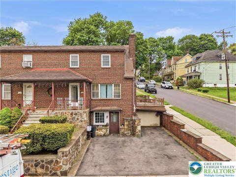 Condo For Sale - 1650 Spring Garden Street<br/> Easton, PA 18042