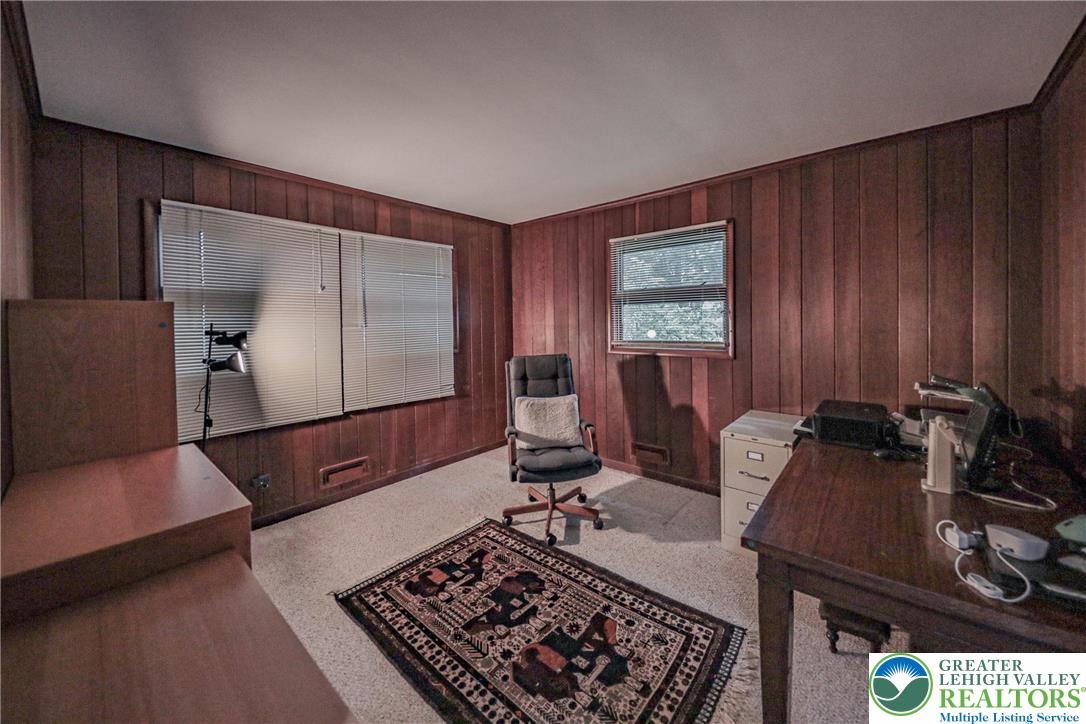 Allentown City, Pennsylvania 18104, United States, 4 Bedrooms Bedrooms, ,4 BathroomsBathrooms,Residential,Pending,195346