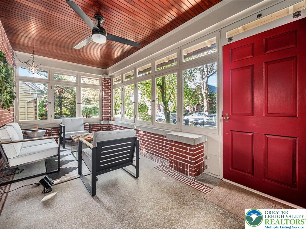 Allentown City, Pennsylvania 18104, United States, 4 Bedrooms Bedrooms, ,2 BathroomsBathrooms,Residential,Active,222399