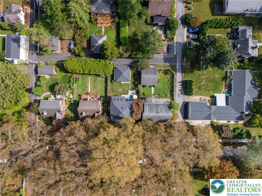 Allentown City, Pennsylvania 18104, United States, 4 Bedrooms Bedrooms, ,2 BathroomsBathrooms,Residential,Active,222399