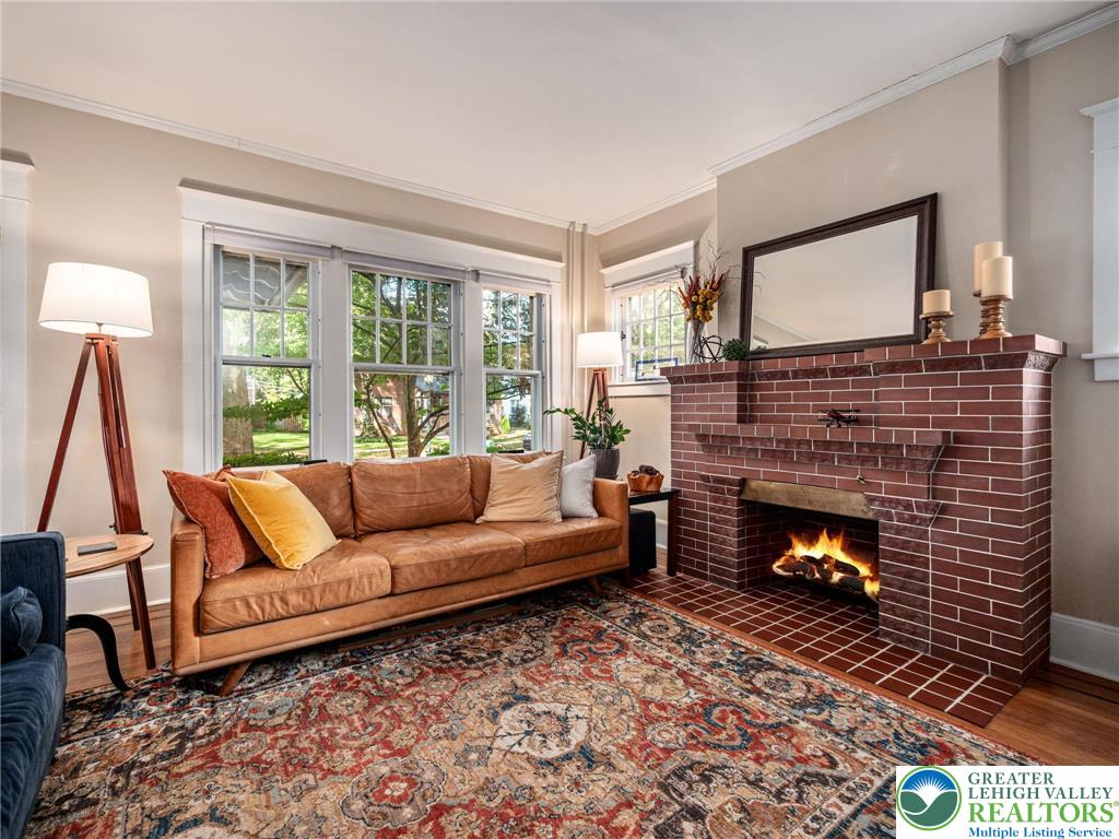 Allentown City, Pennsylvania 18104, United States, 4 Bedrooms Bedrooms, ,2 BathroomsBathrooms,Residential,Active,222399