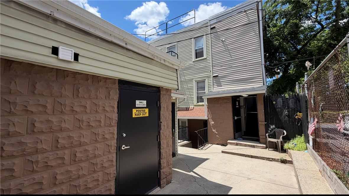 607 Northampton Street