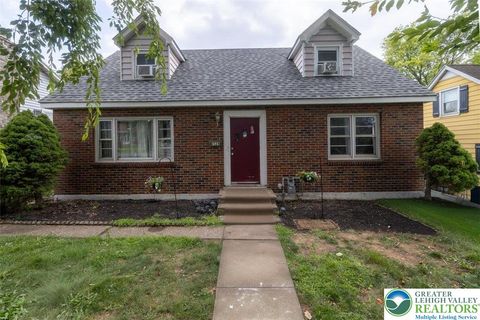 Photo of 1524 Bushkill Street, Wilson Boro, PA 18042 (MLS # 766671) Photo of 1524 Bushkill Street, Wilson Boro, PA 18042 (MLS # 766671)