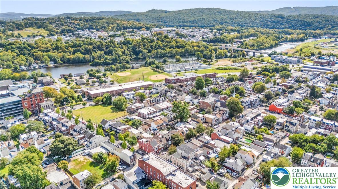 Allentown City, Pennsylvania 18102, United States, 3 Bedrooms Bedrooms, ,1 BathroomBathrooms,Residential,Active,211256