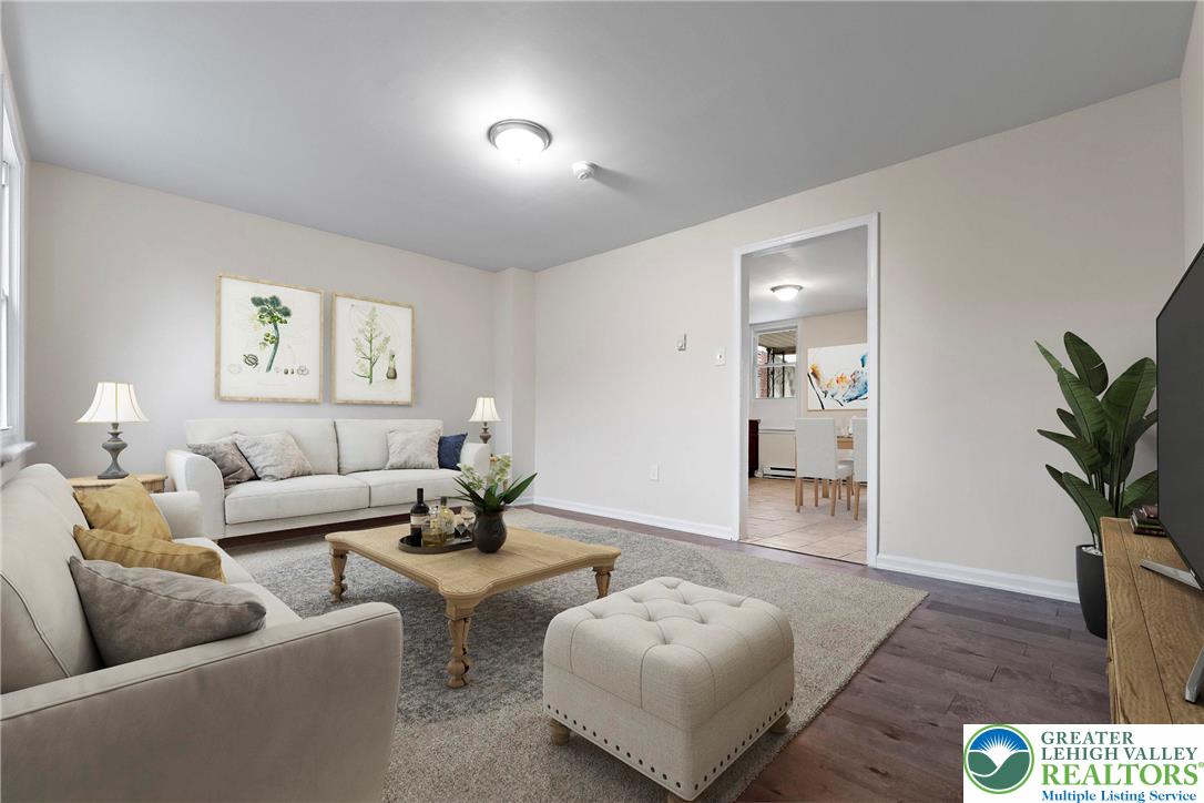 Allentown City, Pennsylvania 18102, United States, 3 Bedrooms Bedrooms, ,1 BathroomBathrooms,Residential,Active,211256