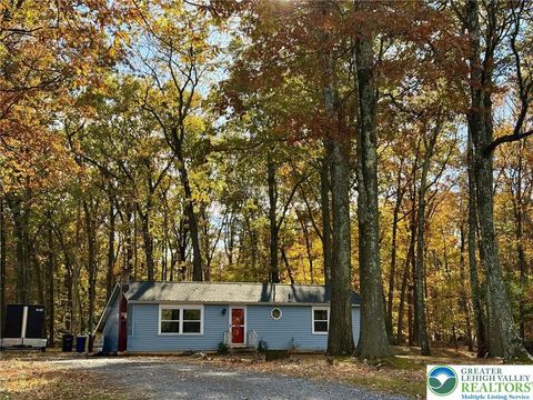 Photo of 2039 W Bangor Road, Bangor Boro, PA 18013 (MLS # 768057)