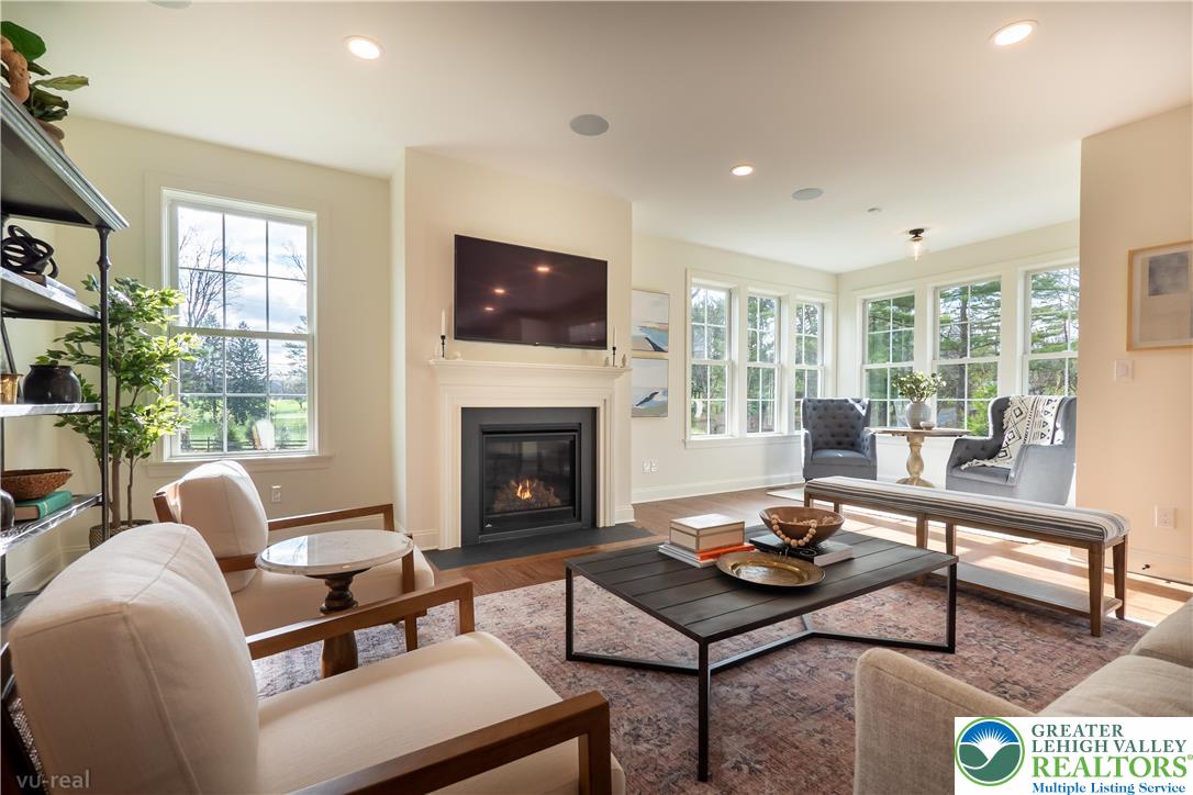 Upper Saucon Twp, Pennsylvania 18015, United States, 3 Bedrooms Bedrooms, ,3 BathroomsBathrooms,Residential,Active,175063