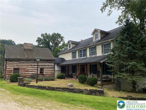 Photo of 1425 Highpoint Road, Lower Saucon Twp, PA 18036 (MLS # 764954) Photo of 1425 Highpoint Road, Lower Saucon Twp, PA 18036 (MLS # 764954)