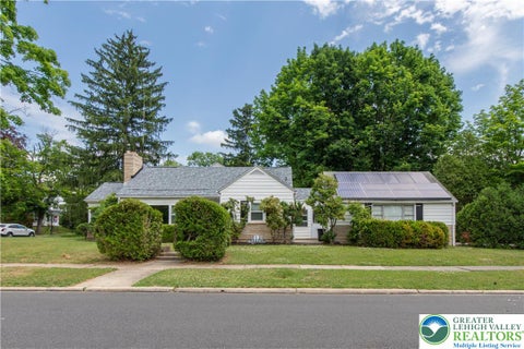 Photo of 855 N Main Street, Allentown, PA 18104 (MLS # 779540)