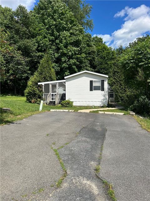 Photo of 38 Ahearn DR, Upper Mt Bethel Twp, PA 18343 (MLS # 779047)