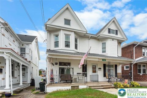 Photo of 657 Walnut Street, Emmaus Boro, PA 18049 (MLS # 766610) Photo of 657 Walnut Street, Emmaus Boro, PA 18049 (MLS # 766610)