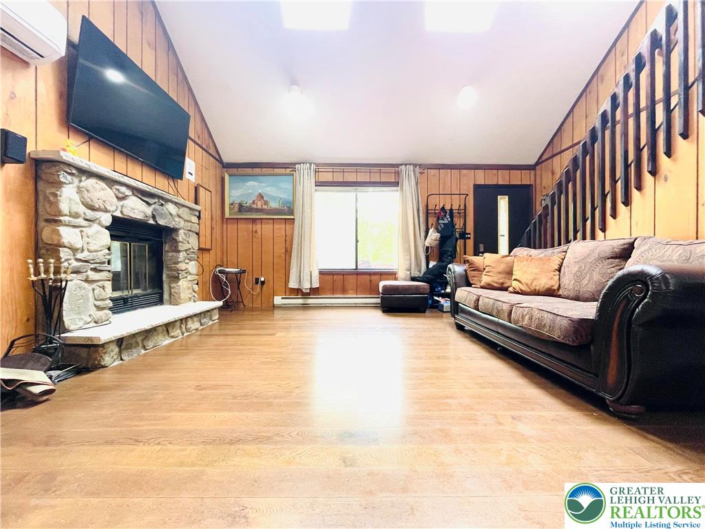72 CREEK VIEW Drive E