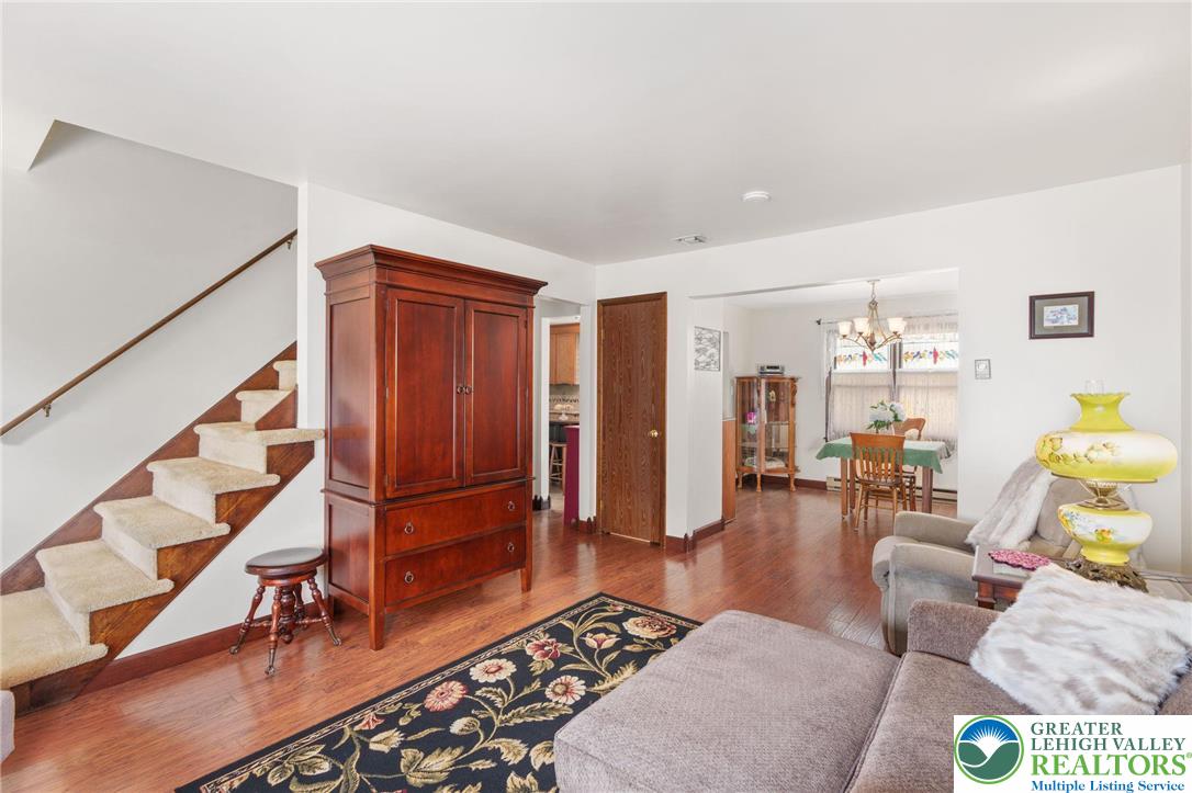 Coplay Boro, Pennsylvania 18037, United States, 3 Bedrooms Bedrooms, ,3 BathroomsBathrooms,Residential,Pending,188092