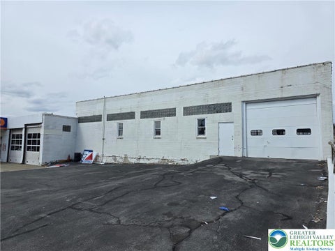 Photo for 1637 Tilghman Street 1-Upper Level