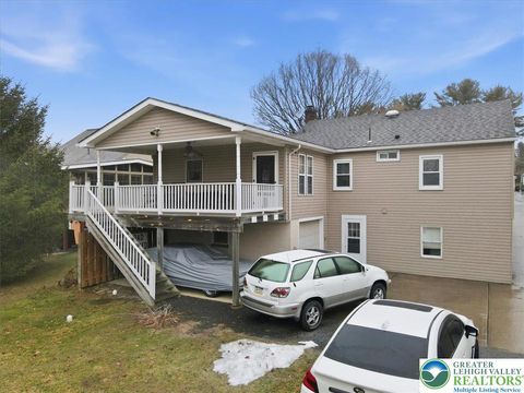 Photo of 488 Sportsman Club Road, Plainfield Twp, PA 18064 (MLS # 772693)