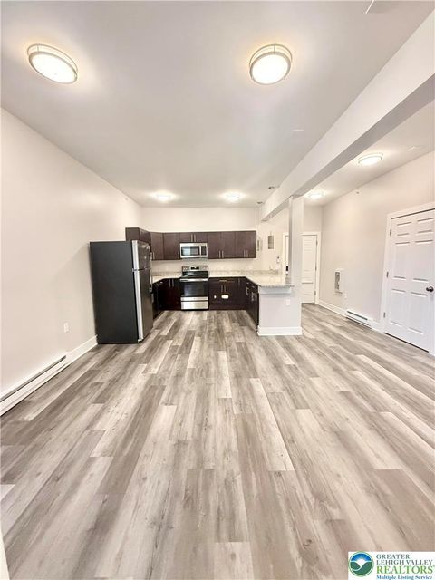 Photo of 639 8th Street #1, Allentown, PA 18102 (MLS # 773678)