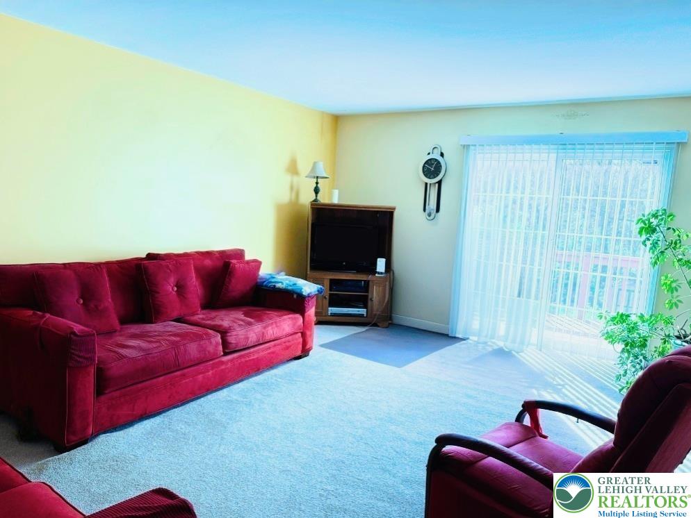 Northampton Boro, Pennsylvania 18067, United States, 3 Bedrooms Bedrooms, ,3 BathroomsBathrooms,Residential,Active,244610