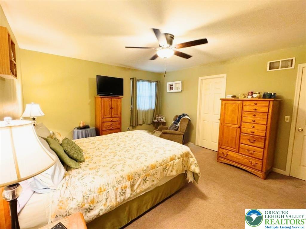 Northampton Boro, Pennsylvania 18067, United States, 3 Bedrooms Bedrooms, ,3 BathroomsBathrooms,Residential,Active,244610