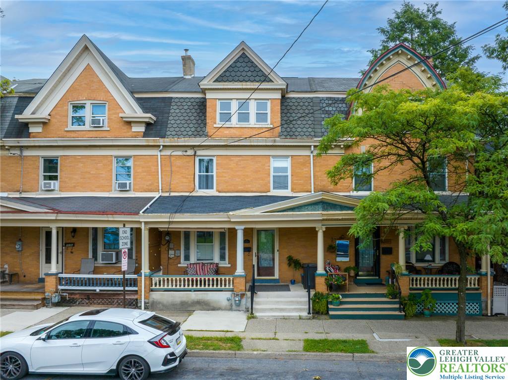 1034 Main Street