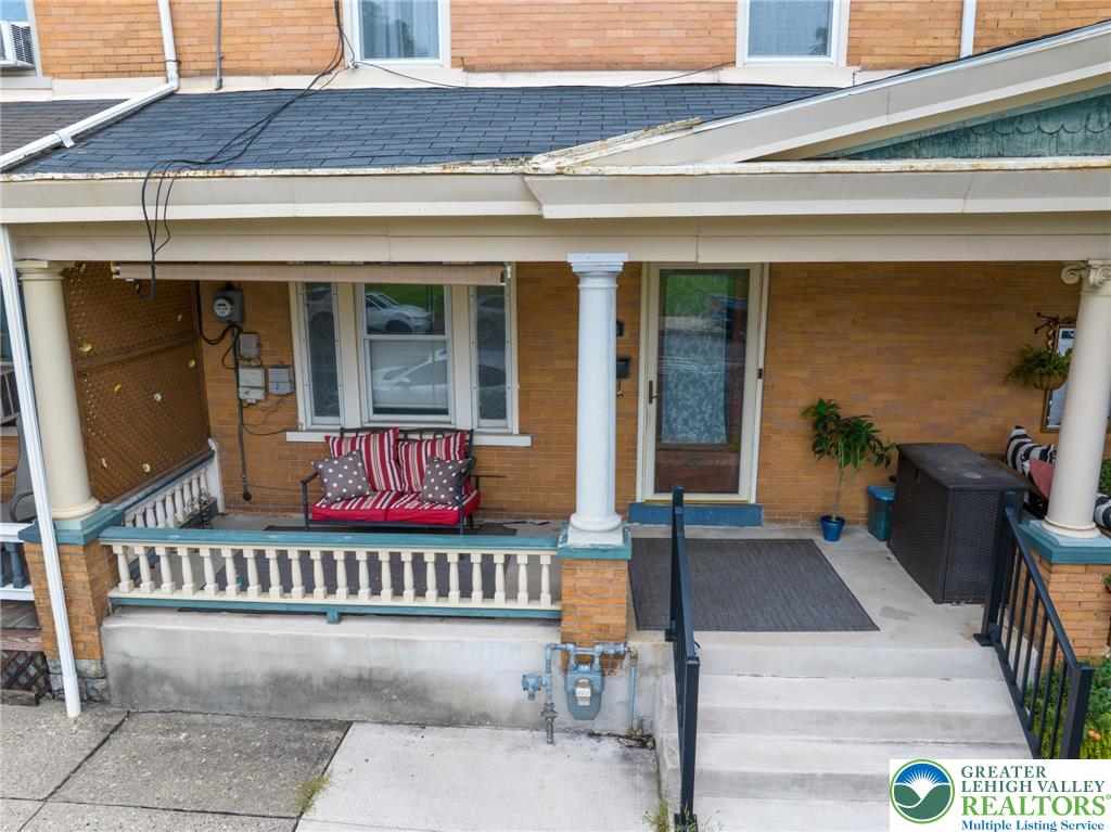 1034 Main Street