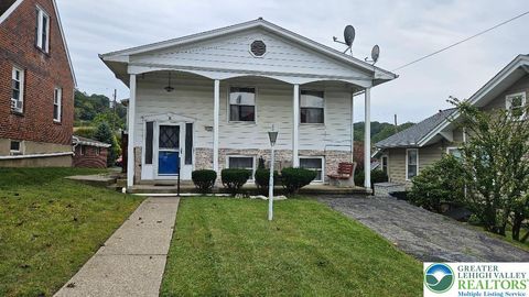 Photo of 616 Diehl Avenue, Fountain Hill Boro, PA 18015 (MLS # 766287) Photo of 616 Diehl Avenue, Fountain Hill Boro, PA 18015 (MLS # 766287)