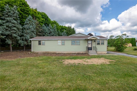 Homes For Sale - 5861 Memorial Road<br/> Heidelberg Twp, PA 18053