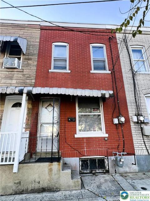 Photo of 622 N Silk Street, Allentown, PA 18102 (MLS # 768619)