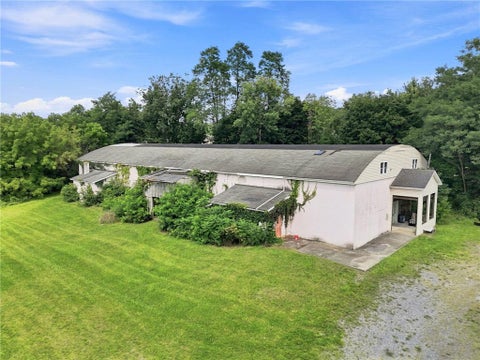 Photo for 835 Gilbert Road 1