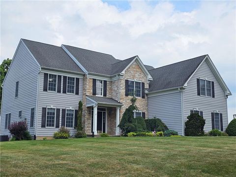 Photo of 115 Fox Run RUN, Williams Twp, PA 18042 (MLS # 778994)