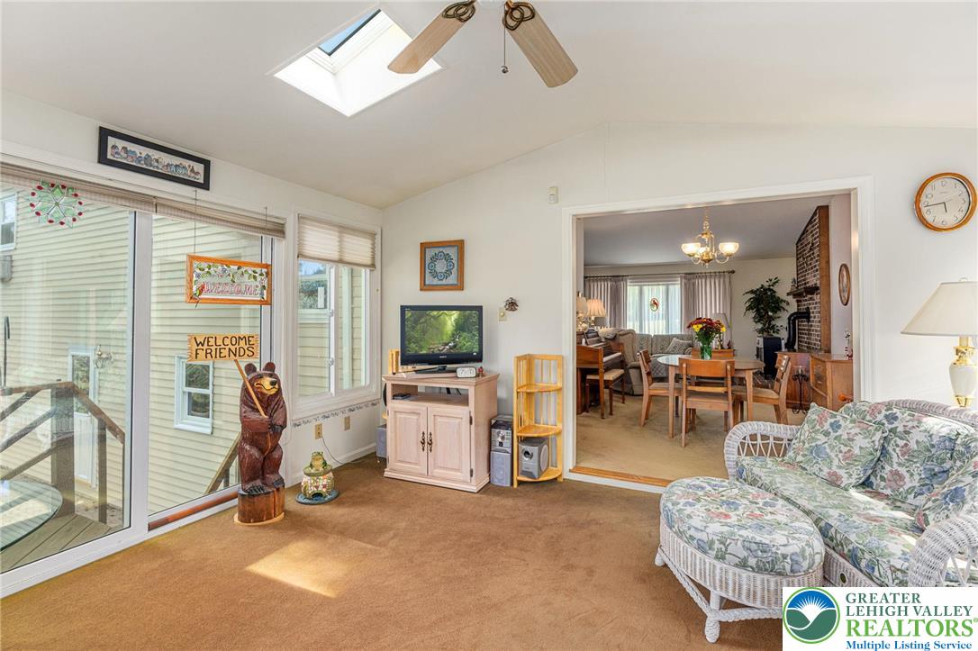 Washington Twp, Pennsylvania 18080, United States, 3 Bedrooms Bedrooms, ,2 BathroomsBathrooms,Residential,Active,215842