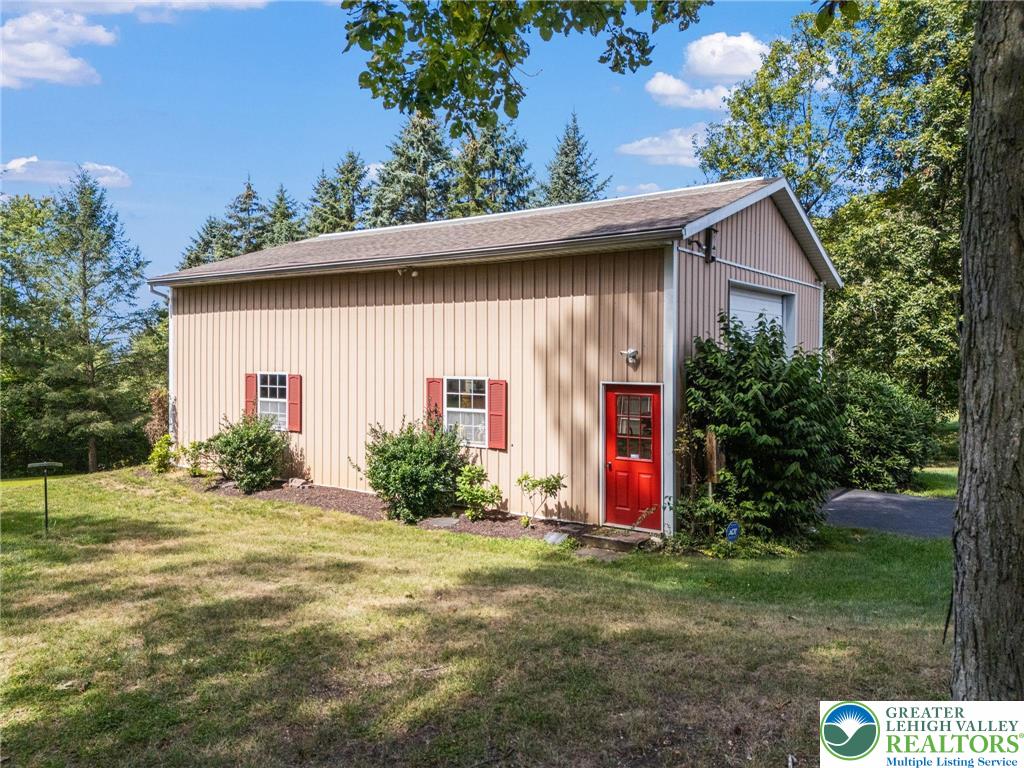 Washington Twp, Pennsylvania 18080, United States, 3 Bedrooms Bedrooms, ,2 BathroomsBathrooms,Residential,Active,215842