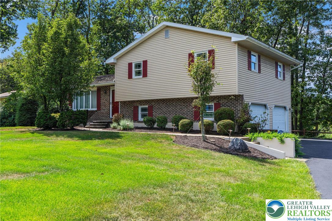 Washington Twp, Pennsylvania 18080, United States, 3 Bedrooms Bedrooms, ,2 BathroomsBathrooms,Residential,Active,215842