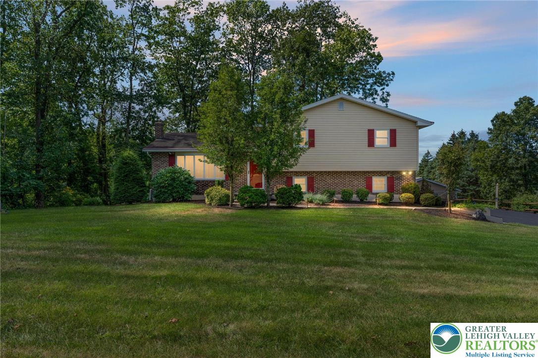 Washington Twp, Pennsylvania 18080, United States, 3 Bedrooms Bedrooms, ,2 BathroomsBathrooms,Residential,Active,215842