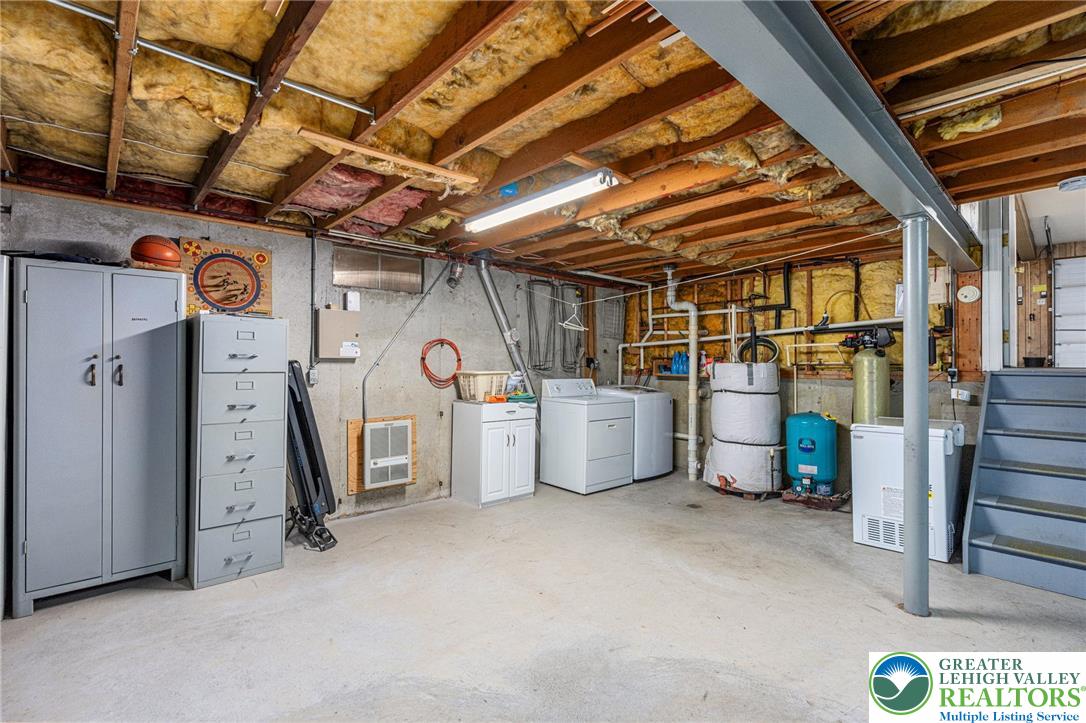 Washington Twp, Pennsylvania 18080, United States, 3 Bedrooms Bedrooms, ,2 BathroomsBathrooms,Residential,Active,215842