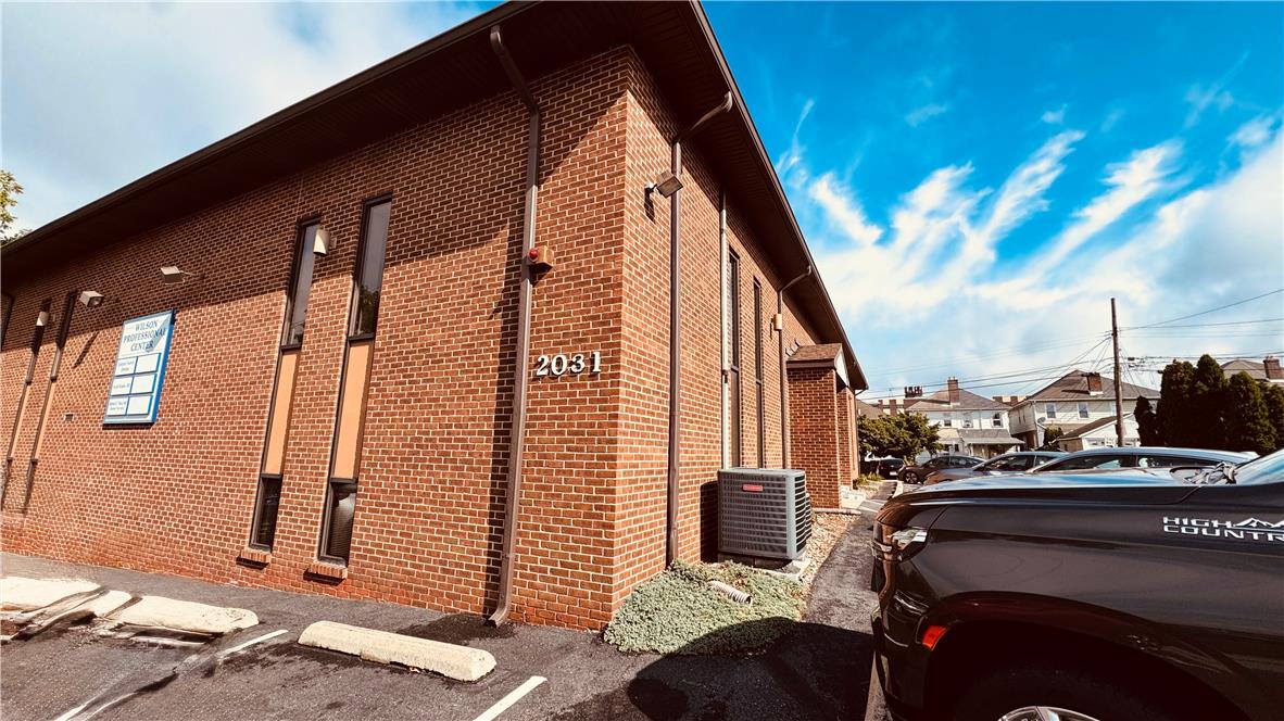 203 Hay Terrace