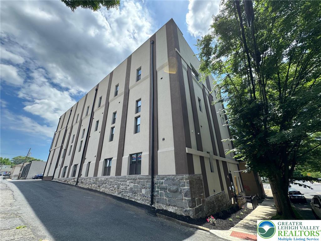 810 Monocacy Street 207