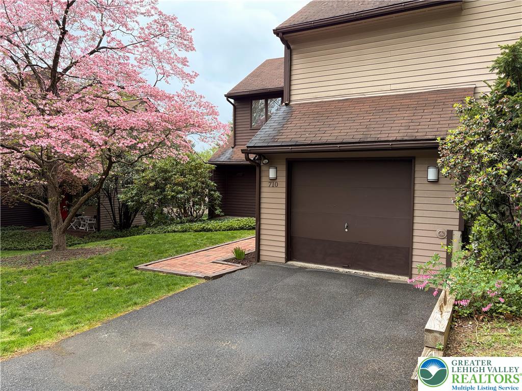 710 McCartney Street