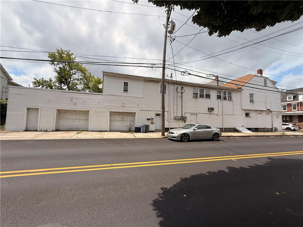 1300 Ferry Street