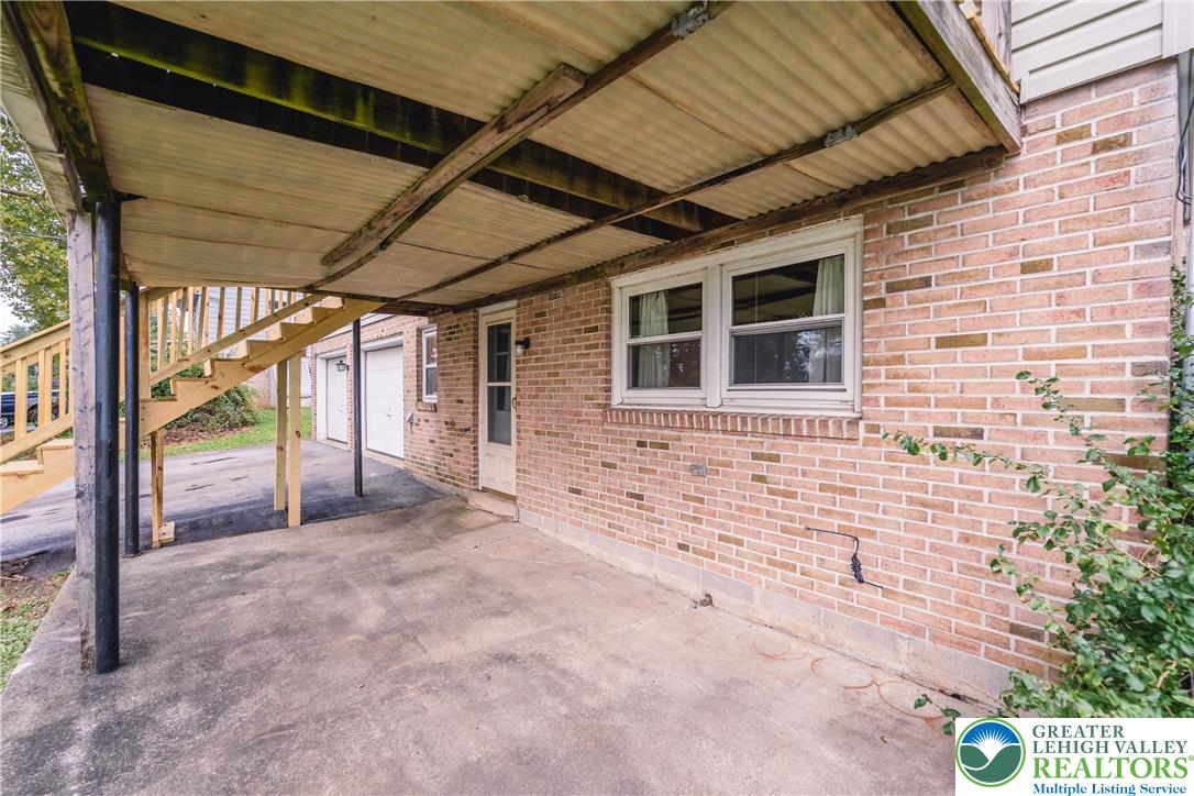 Allentown City, Pennsylvania 18103, United States, 4 Bedrooms Bedrooms, ,2 BathroomsBathrooms,Residential,Active,226150